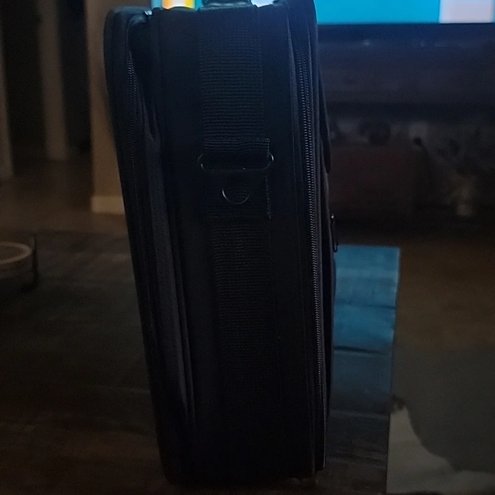 HP Pavillion laptop/briefcase brand new in box